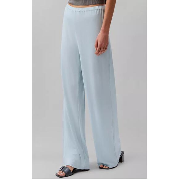 Calvin Klein Women's Shiny  Texture Relaxed T-shit Pants Set. XL - Picture 2 of 5